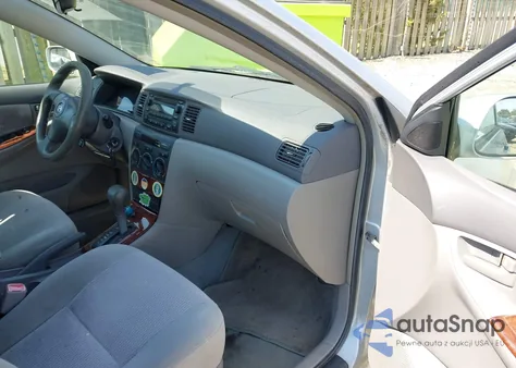 2005 Toyota Corolla Le z USA, uszkodzony, nr VIN 2T1BR32E15C552418